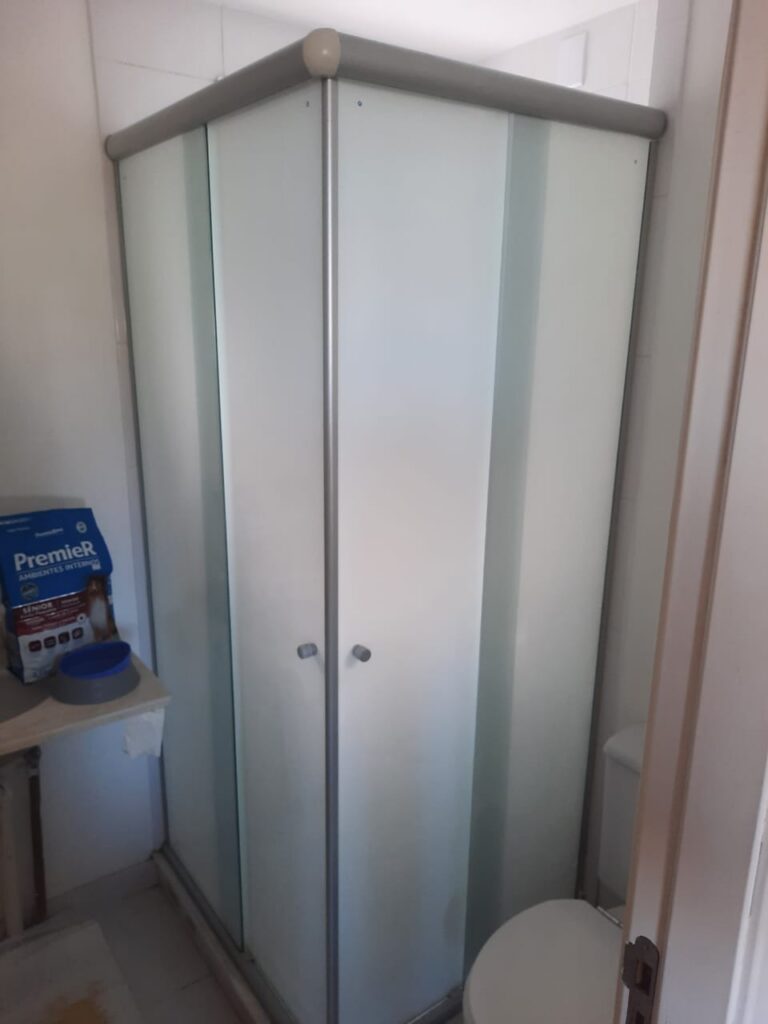 Película instalada em ambiente interno